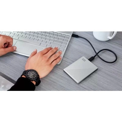 Портативный жесткий диск Western Digital My Passport Ultra WDBFTM0040BSL-WESN Портативный жесткий диск Western Digital My Passport Ultra WDBFTM0040BSL-WESN