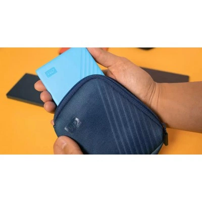Чехол Western Digital My Passport Neoprene Case WDCC015RNH Чехол Western Digital My Passport Neoprene Case WDCC015RNH