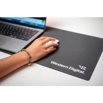 Коврик для мыши Western Digital Limited Edition Mousepad WDMX078RNW Коврик для мыши Western Digital Limited Edition Mousepad WDMX078RNW