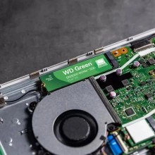 Твердотельный накопитель Western Digital Green SN3000 WDS100T4G0E